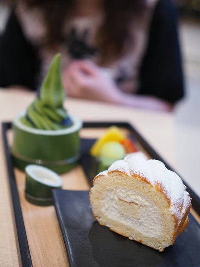 Kyo Roll En เซ็นทรัลเวสต์เกต